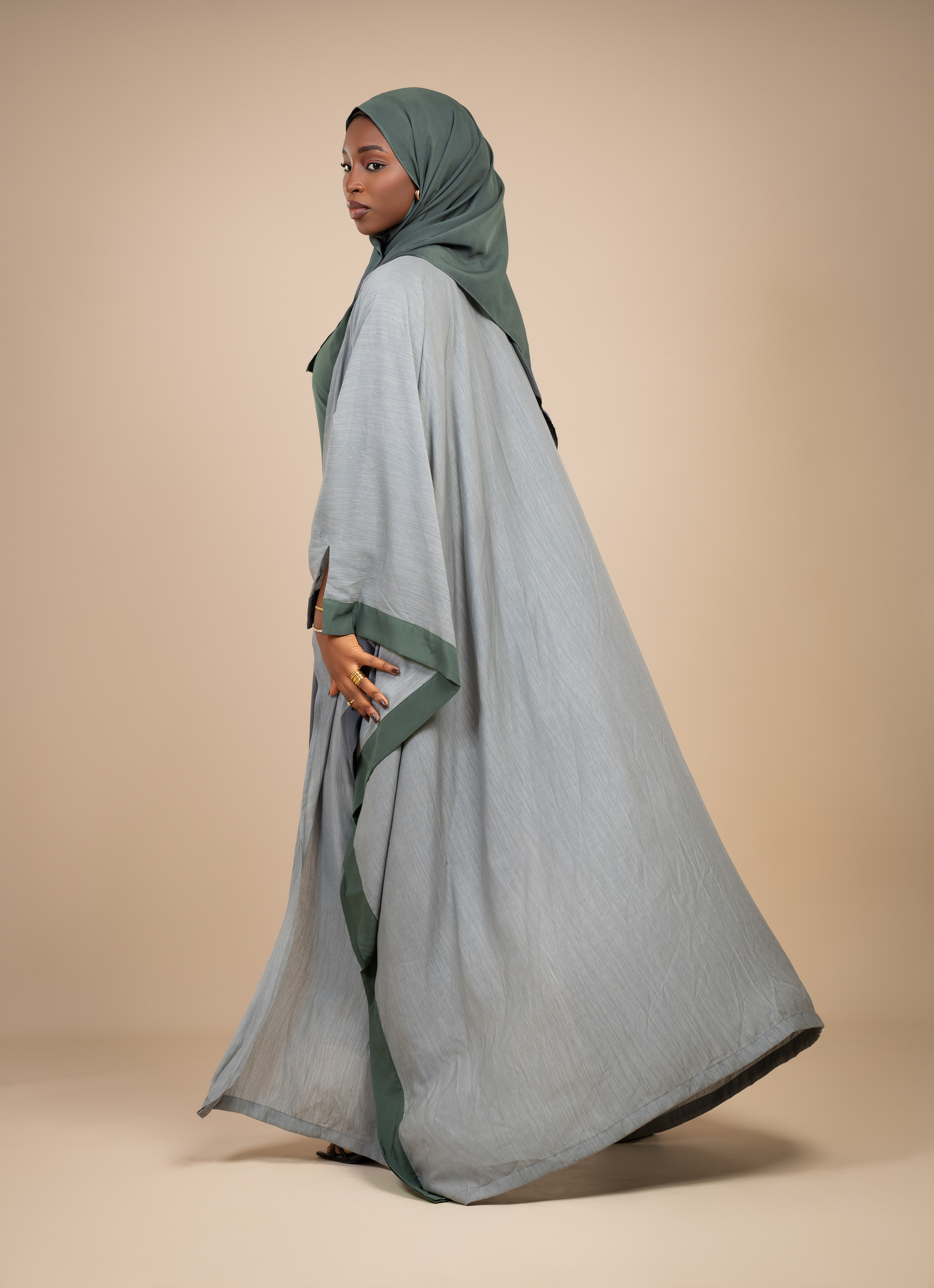 Madina Abaya Set